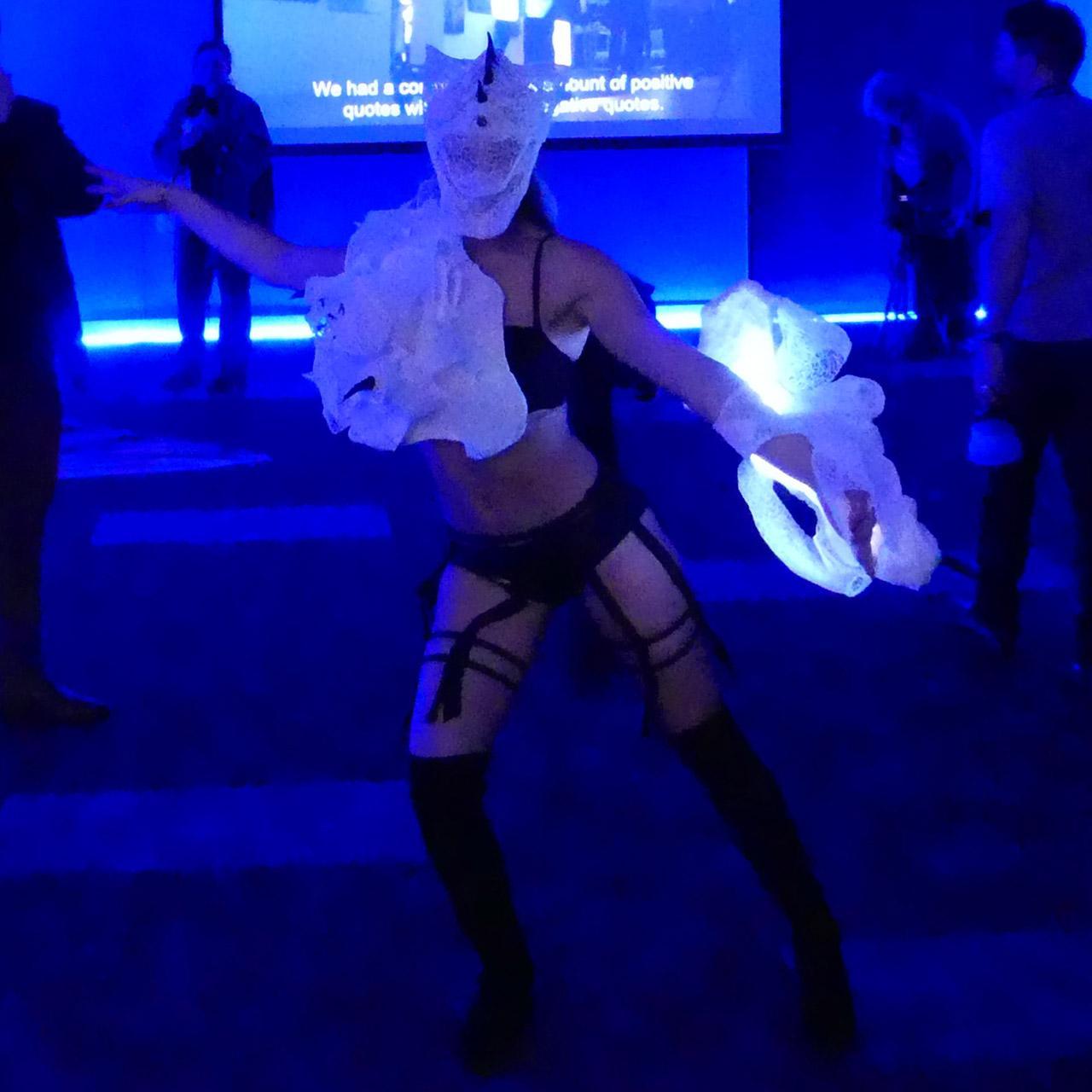 #ericagrayartist #wearableartist #wearableart #fashionartist #fashiondesigner #designerfashion #fashionmask #mask #maskmaker #maskdesigner #wearables #fashiontech #3dfashion #3dfashiondesign