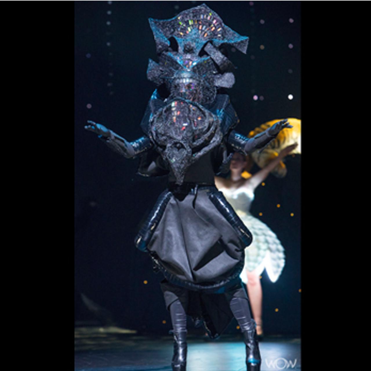 #fractalamnesia #wow2016 #design #ericagrayartist #wearableart #wearables #3dfashion #wearableartist #wearabletech #techfashion